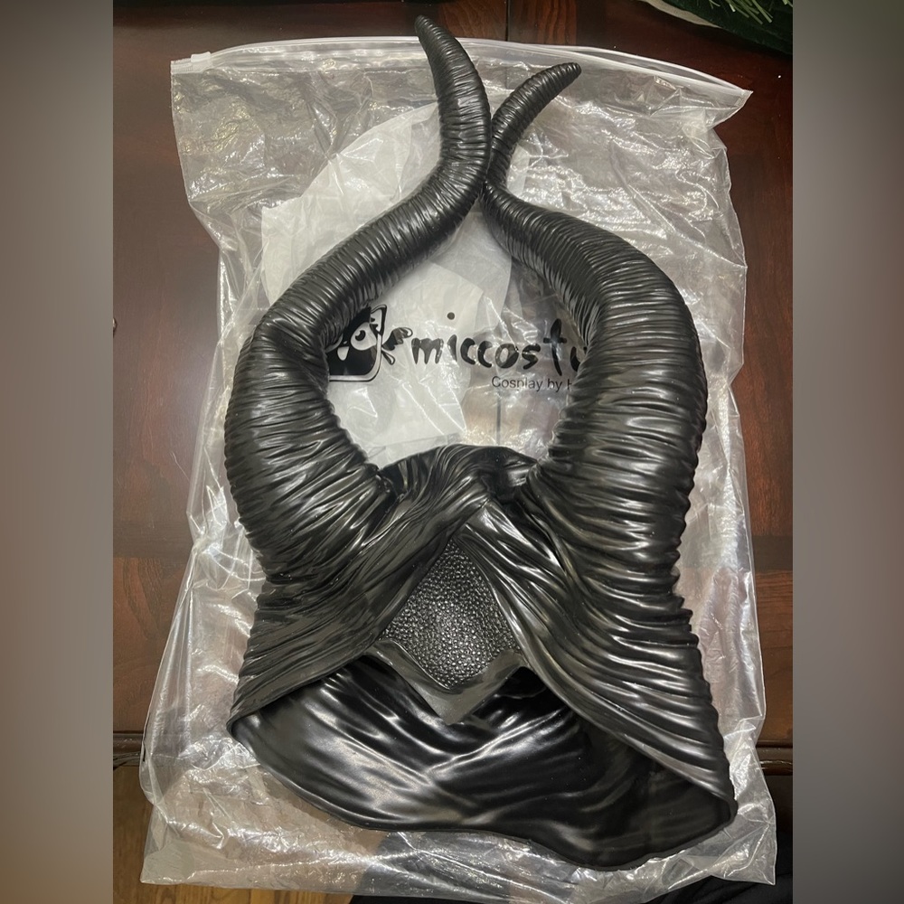 Maleficent Head piece! One size